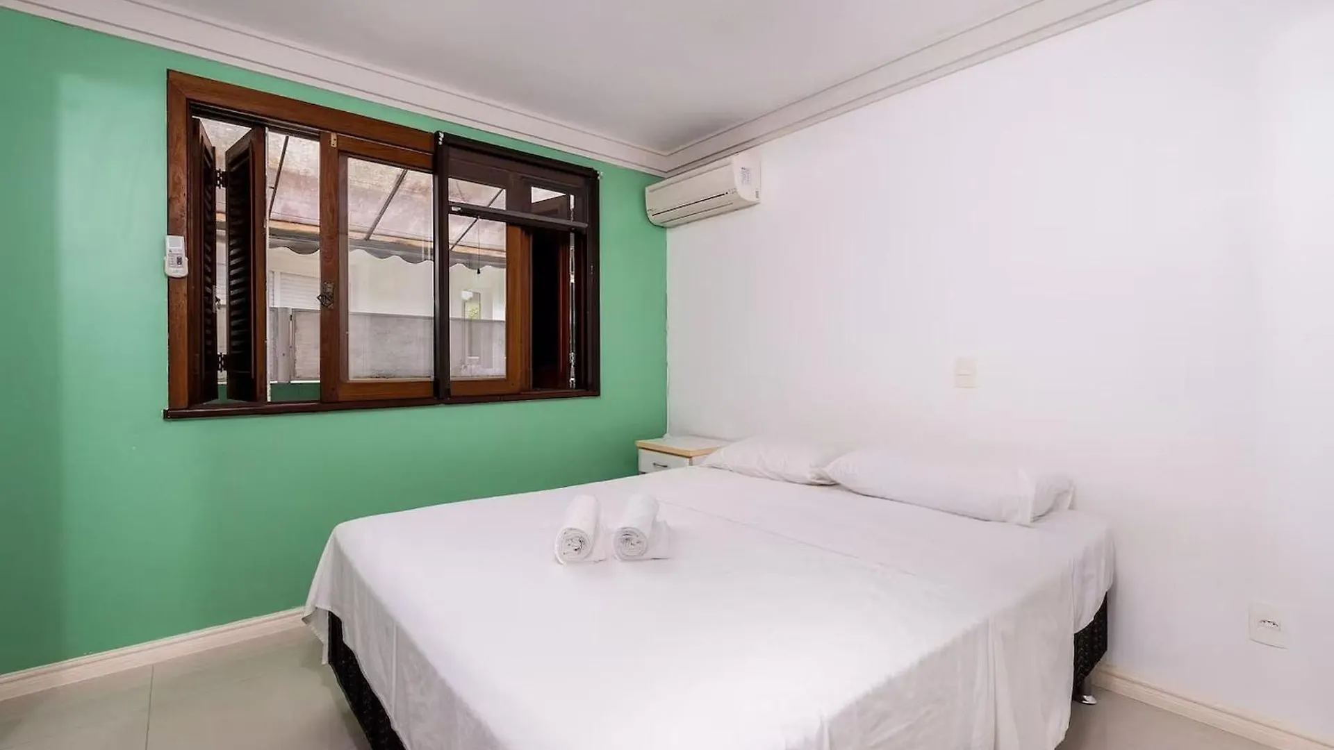 Duplex C/ Piscina 800M Da Praia Em Jurere Dme025 Florianópolis